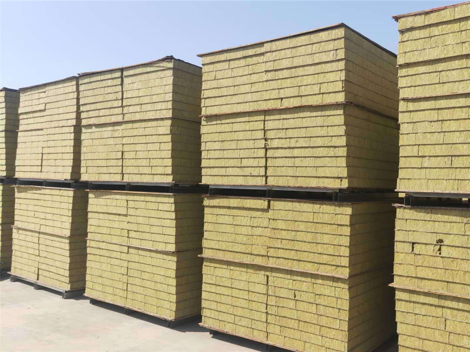 砂漿復合巖棉板